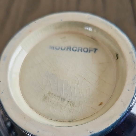 Floral Pottery Vase with Vibrant Colors "Walter Moorcroft" - Vintage - Picture 7 of 12